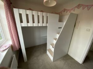 6ft High Sleeper, carpet on stairs, latts on top rail storage drawers in stairs. Bed