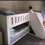 Outwards (Perpendicular with bed)